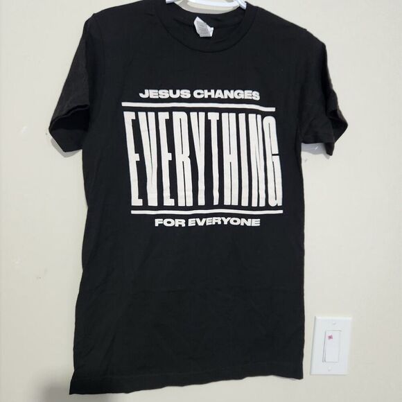 Tultex Tshirt Unisex Size Small Black Logo Jesus Changes Everything For Everyone - Picture 1 of 8